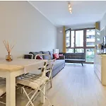 Airport Bokserska Apartmán *