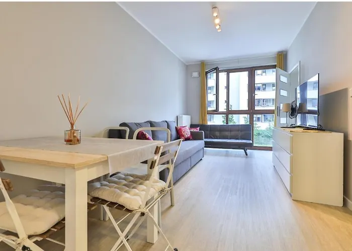 Airport Bokserska Lägenhet *