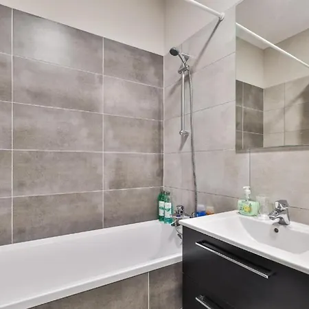 Airport Bokserska Apartamento