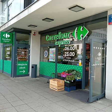 Airport Bokserska Varsovie